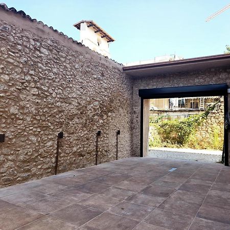 Villa Dimora Adelfina - L'Aquila Centro Extérieur photo